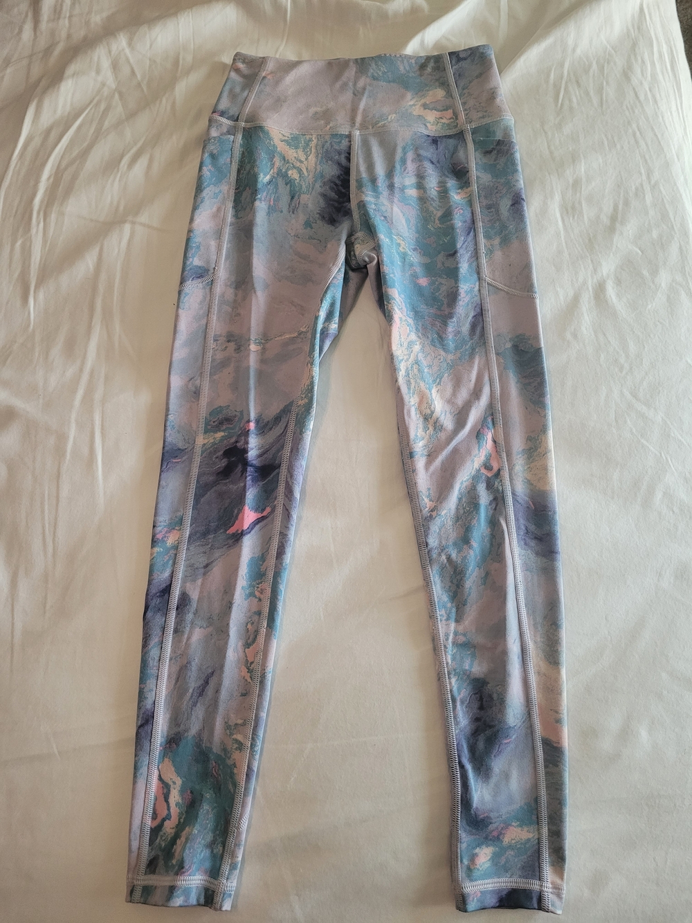 Victoria's Secret Marble Print Leggings in Blue, Pink, Cream